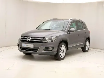 Usata VW Tiguan Sportline 150 CV (110 kW) 2016 Argento SUV