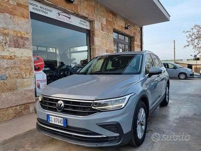 Usata VW Tiguan Life 150 CV (110 kW) 2022 Grigio SUV