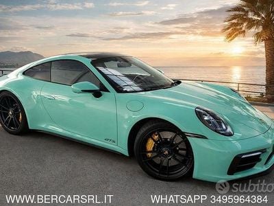 Usata Porsche 911 Carrera 4 GTS 480 CV (353 kW) 2024 Verde Coupé