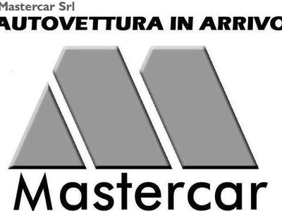 Usata Volvo XC40 Momentum 163 CV (119 kW) 2021 Nero SUV