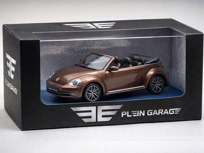 Usata VW Beetle Cabriolet Sportline 150 CV (110 kW) 2016 Other Cabrio