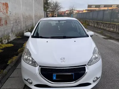 Begagnad Peugeot 208