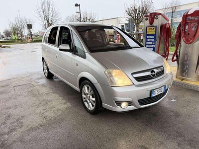 Usata Opel Meriva Cosmo 75 CV (55 kW) 2009 Monovolume