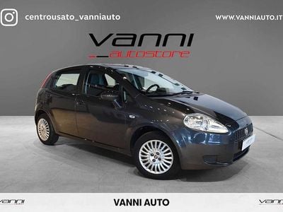 Usata Fiat Grande Punto Dynamic 65 CV (47 kW) 2008 Giallo Utilitaria