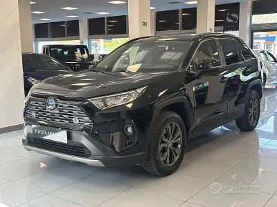 Usata Toyota RAV4 Hybrid 218 CV (160 kW) 2022 Nero SUV