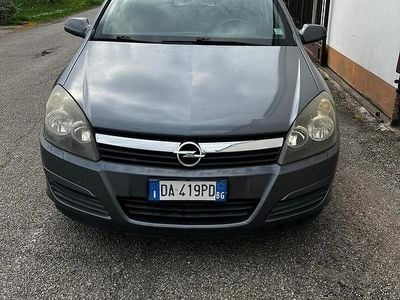 Usata Opel Astra 101 CV (74 kW) 2007 Station wagon