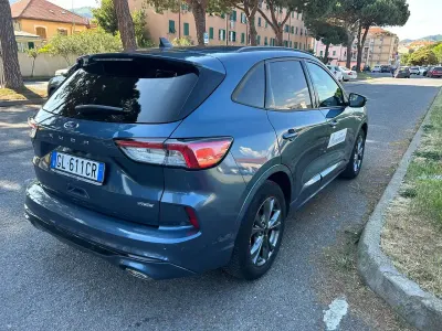 Usata Ford Kuga ST-Line 152 CV (111 kW) 2023 Blu/azzurro SUV