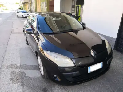 Usata Renault Mégane III Business 110 CV (80 kW) 2009 Nero Berlina