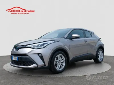 Usata Toyota C-HR Business Edition 98 CV (72 kW) 2022 Grigio SUV