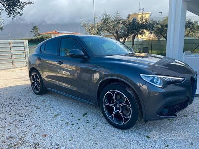 Usata Alfa Romeo Stelvio Veloce 210 CV (154 kW) 2021 Grigio SUV