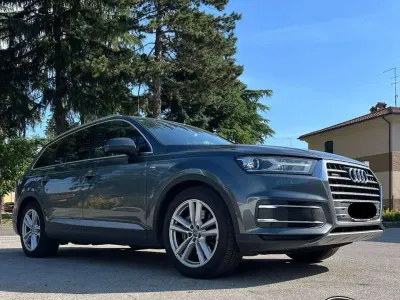 Usata Audi Q7 S-Line 272 CV (200 kW) 2017 Grigio scuro SUV