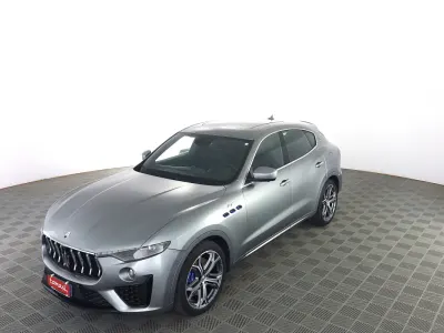 Usata Maserati Levante GT 330 CV (242 kW) 2023 Grigio evoluzione SUV