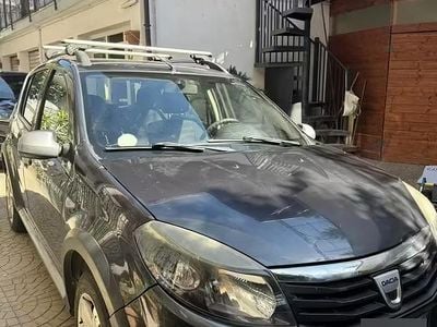 Usata Dacia Sandero Stepway 70 CV (51 kW) 2010 Grigio Berlina