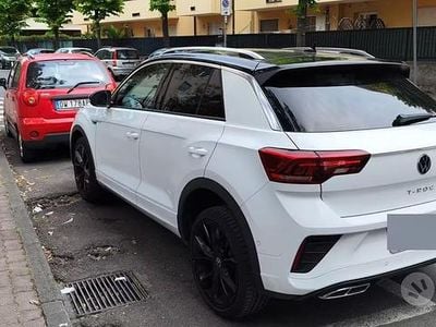 Begagnad VW T-Roc R-line 150 HK (110 kW) 2024 Vit SUV
