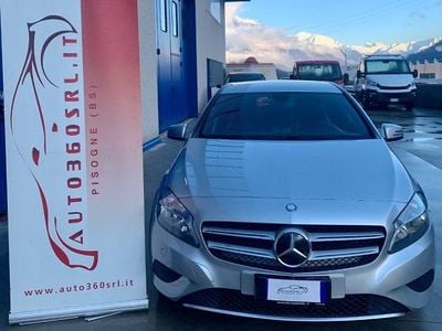 Usata Mercedes A180 109 CV (80 kW) 2014 Argento metallizzato Berlina