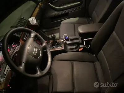 Usata Audi A4 90 CV (66 kW) 2004 Grigio Berlina
