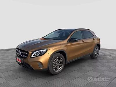 Usata Mercedes GLA200 Premium 136 CV (100 kW) 2017 Beige SUV