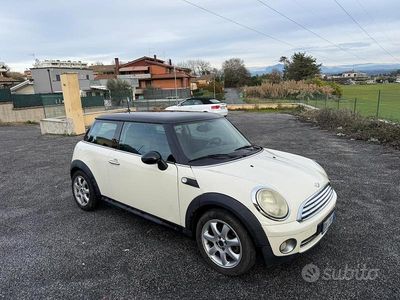 Usata Mini Cooper Clubman Pepper 95 CV (69 kW) 2009 Bianco Station wagon