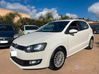 Usata VW Polo 75 CV (55 kW) 2013 Bianco Utilitaria