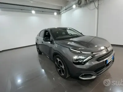 Occasion Citroën C4 Shine 131 ch (96 kW) 2022 Gris Berline