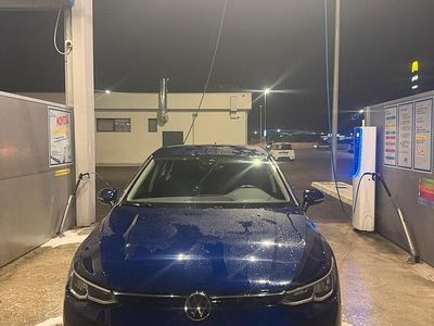 Begagnad VW Golf VIII 116 HK (85 kW) 2022 Blå Sedan