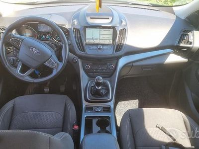 Begagnad Ford Kuga 120 HK (88 kW) 2019 SUV