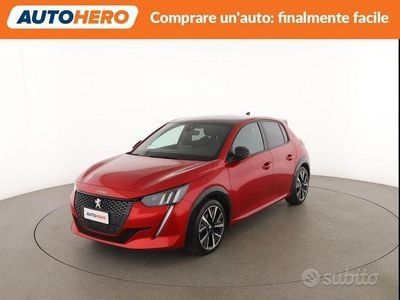 Usata Peugeot 208 GT-line 101 CV (74 kW) 2020 Rosso Utilitaria