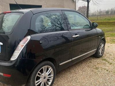 Usata Lancia Ypsilon 69 CV (50 kW) 2011 Utilitaria