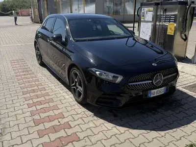 Usata Mercedes A200 Premium 150 CV (110 kW) 2022 Nero Berlina