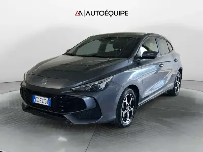 Usata MG MG3 Luxury 194 CV (142 kW) 2025 Gray Utilitaria