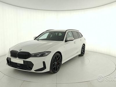 Begagnad BMW 320e M Sport 190 HK (139 kW) 2025 Vit Kombi