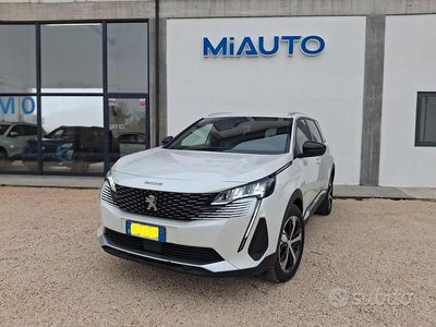 Usata Peugeot 5008 Allure 131 CV (96 kW) 2023 Bianco SUV