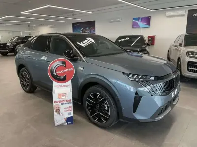 Nuova Peugeot 3008 GT 136 CV (100 kW) 2026 Blu ingaro SUV