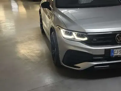 Usata VW Tiguan R-line 150 CV (110 kW) 2022 SUV