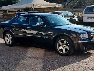Usata Chrysler 300C 218 CV (160 kW) 2010 Nero Berlina