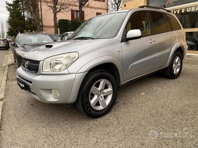 Usata Toyota RAV4 Sol 116 CV (85 kW) 2005 Grigio SUV