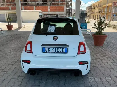 Usata Abarth 595 Esseesse 180 CV (132 kW) 2021 Bianco Berlina