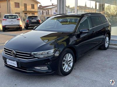 Usata VW Passat Business 150 CV (110 kW) 2021 Nero Station wagon