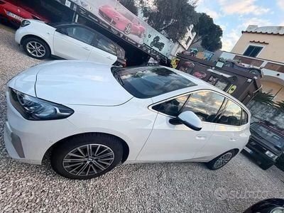 Usata BMW 218 Comfort Edition 150 CV (110 kW) 2023 Bianco Berlina