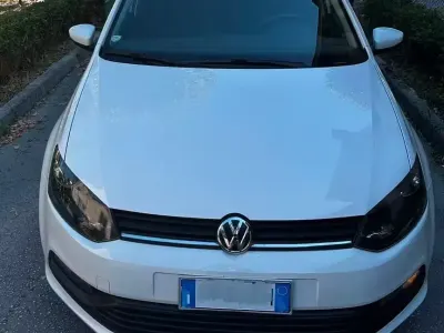 Usata VW Polo Trendline 75 CV (55 kW) 2016 Bianco Berlina