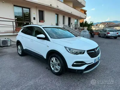 Usata Opel Grandland X Business 131 CV (96 kW) 2020 Bianco SUV