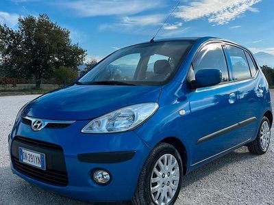 Usata Hyundai i10 Active 66 CV (48 kW) 2008 Blu Utilitaria