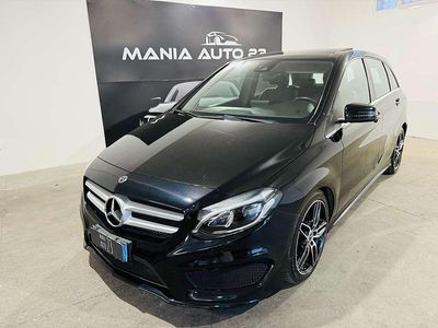 Usata Mercedes B180 Premium 109 CV (80 kW) 2018 Nero Monovolume