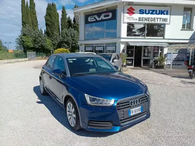 Usado Audi A1 Design 116 CV (85 kW) 2016 Azul Utilitario