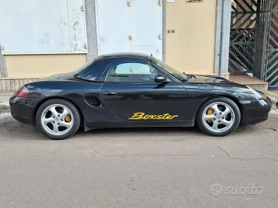 Usata Porsche 986 Boxster 204 CV (150 kW) 1997 Nero Cabrio