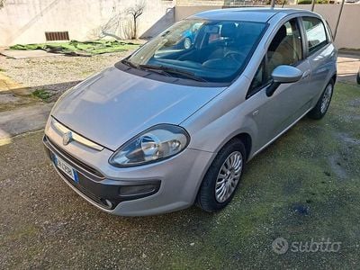 Usata Fiat Punto 95 CV (69 kW) 2011 Grigio Utilitaria