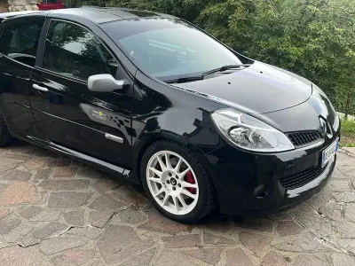 Usata Renault Clio 200 CV (147 kW) 2009 Nero