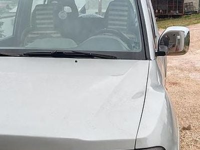 Usata Mitsubishi Pajero 160 CV (117 kW) 2002 Grigio SUV