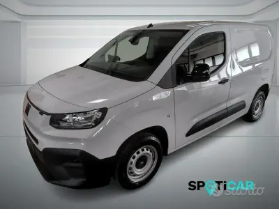 Nuova Fiat Doblò 101 CV (74 kW) 2026 Bianco Monovolume