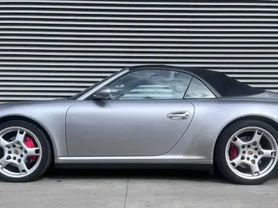 Usata Porsche 997 355 CV (261 kW) 2008 Argento Cabrio